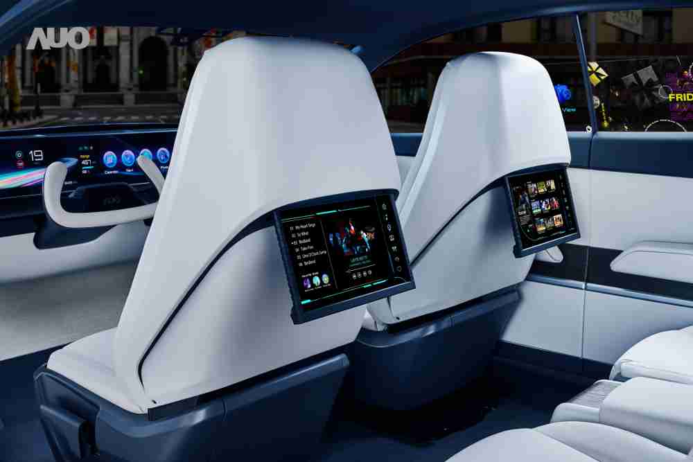 财神娱乐将于CES 展示全新Smart Cockpit 2024，，，可紧密串连使用者多元需求，，，并革新座舱内部的应用和设计，，，，带来身历其境且引人入胜的视觉飨宴，，，满足驾乘人员的全方位体验